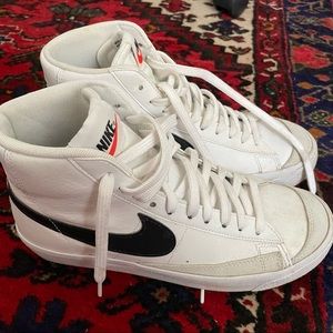 Nike Blazer Mid 77